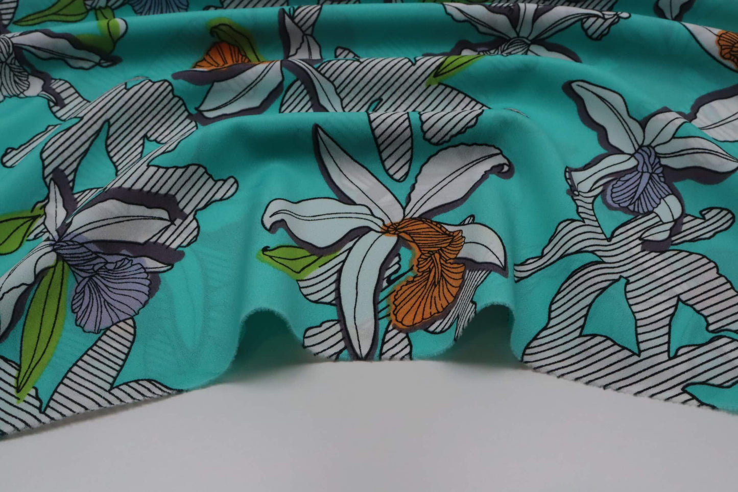 Tissu crêpe de polyester coréen vert bleu imprimé fleurs tropicales
