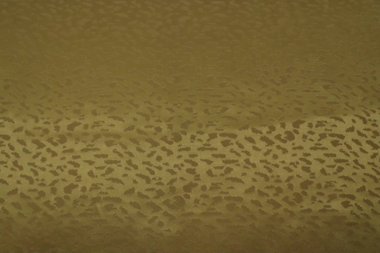 Tissu jacquard viscose et soie motif léopard kaki | Savane de Damas