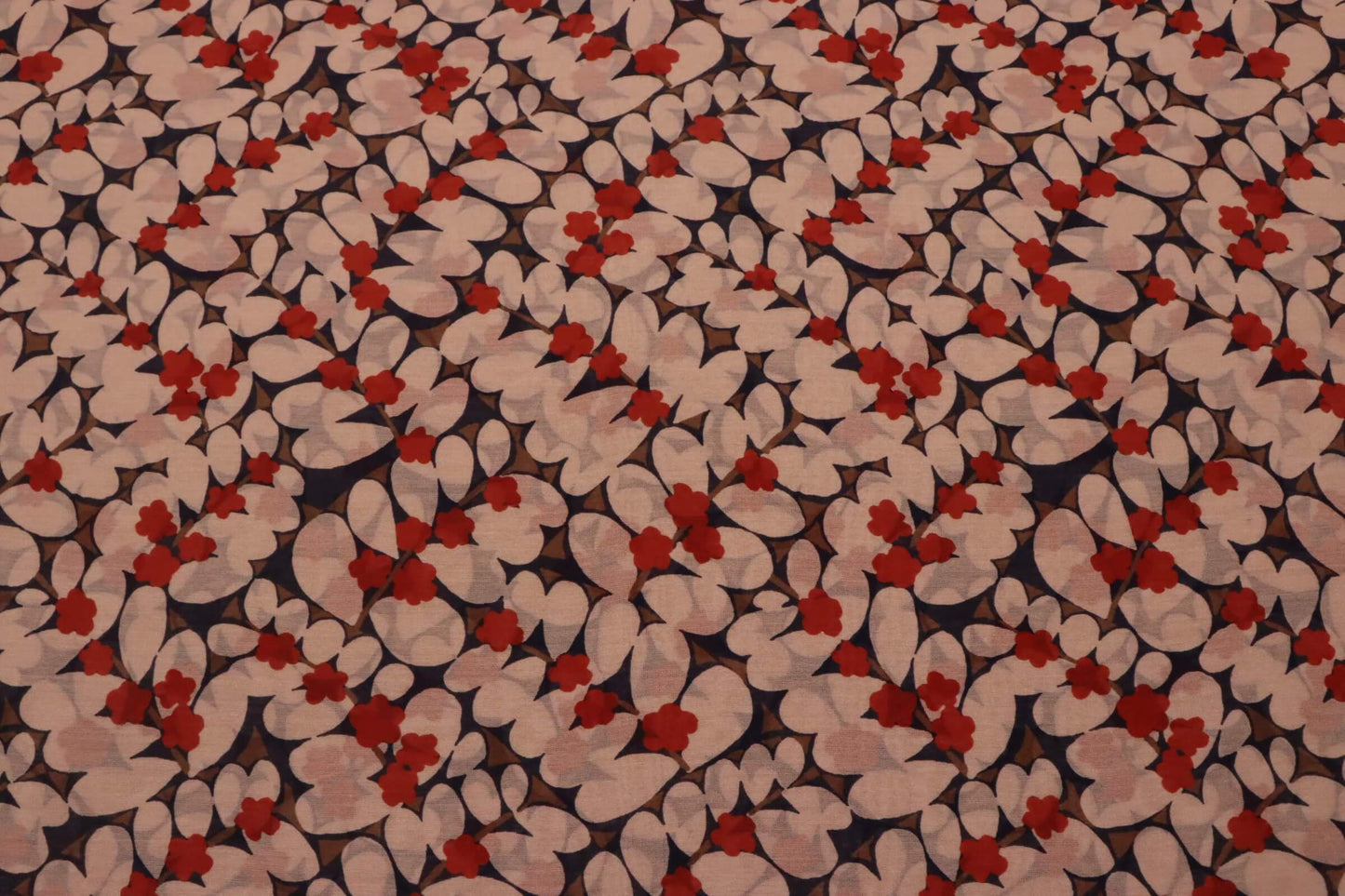 Salmon-dyed cotton and silk fabric with flower print | Fleur de Nara