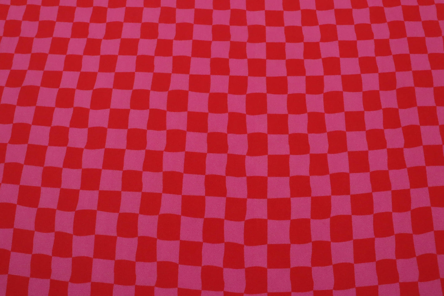 Viscose crepe fabric with irregular check pattern | Electra