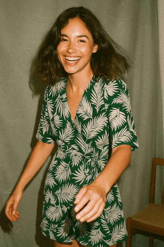 Tissu crêpe de viscose imprimé feuillage vert | Palma Verde