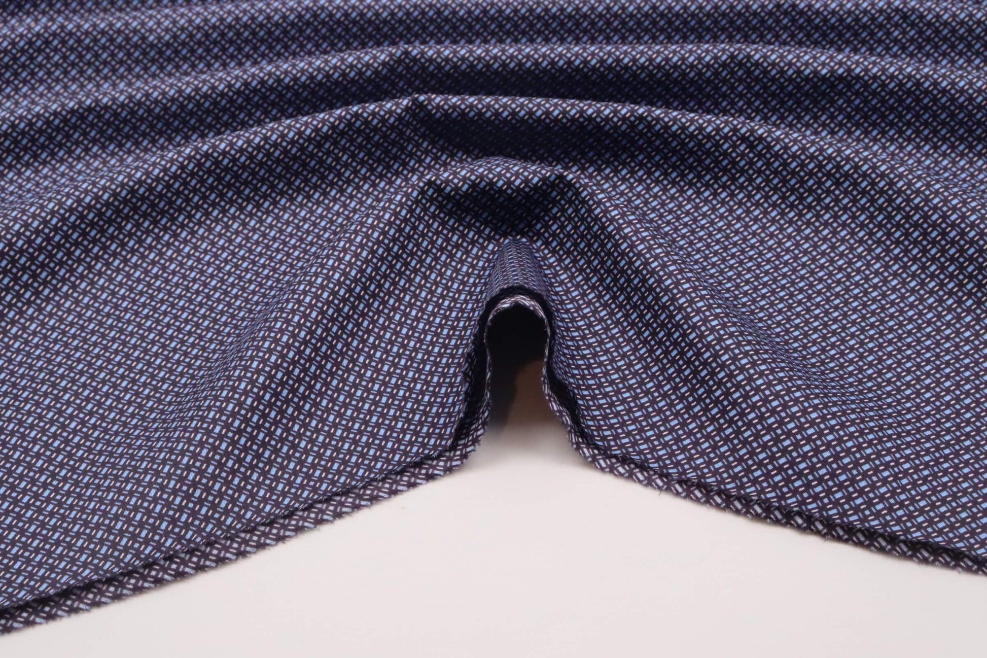 Tissu popeline de coton imprimé centofili prin