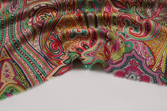 Tissu satin de viscose Ecovero imprimé exclusif créateur