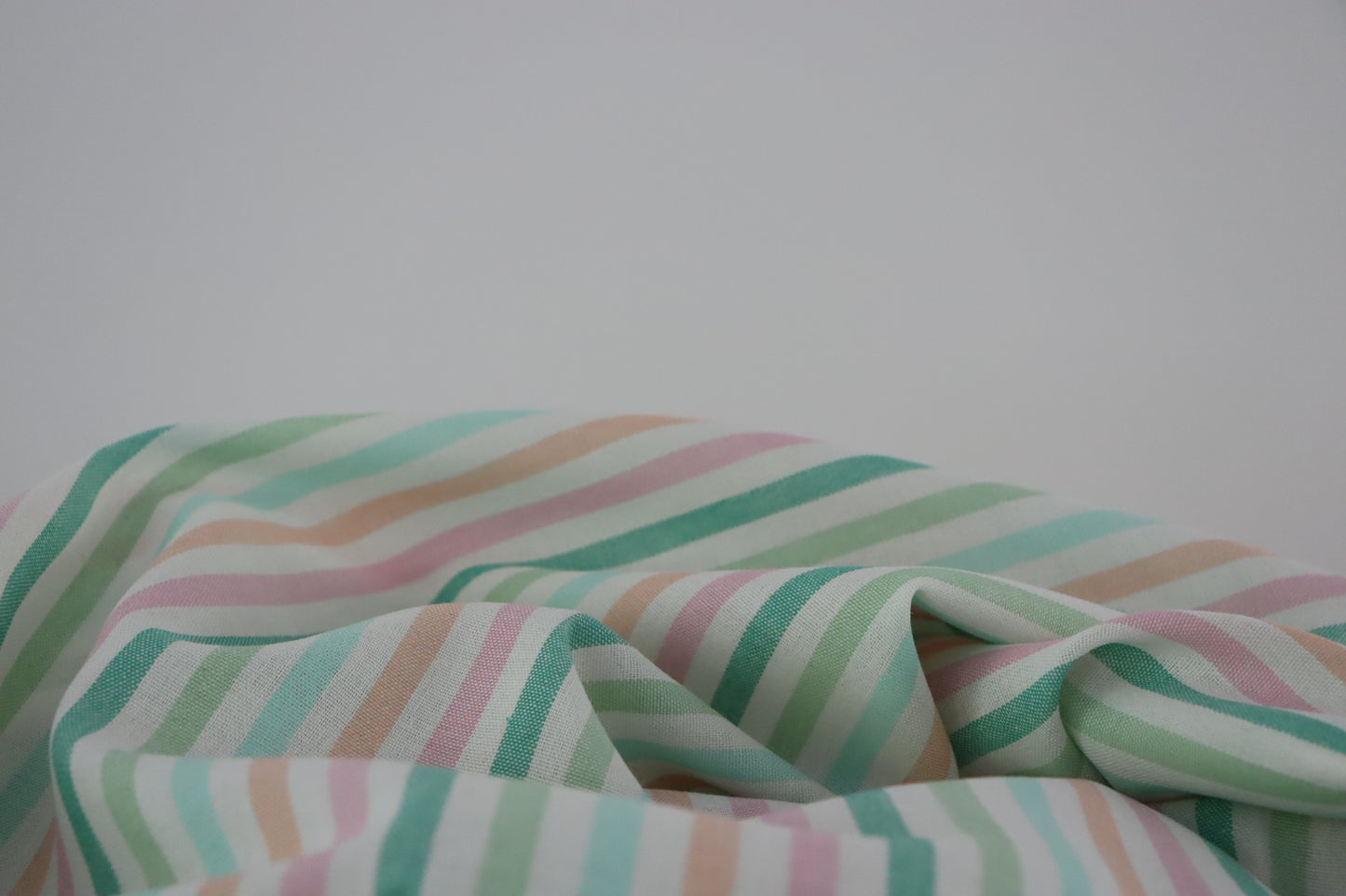 Tissu voile de coton tissé teint rayé multicolore pas cher