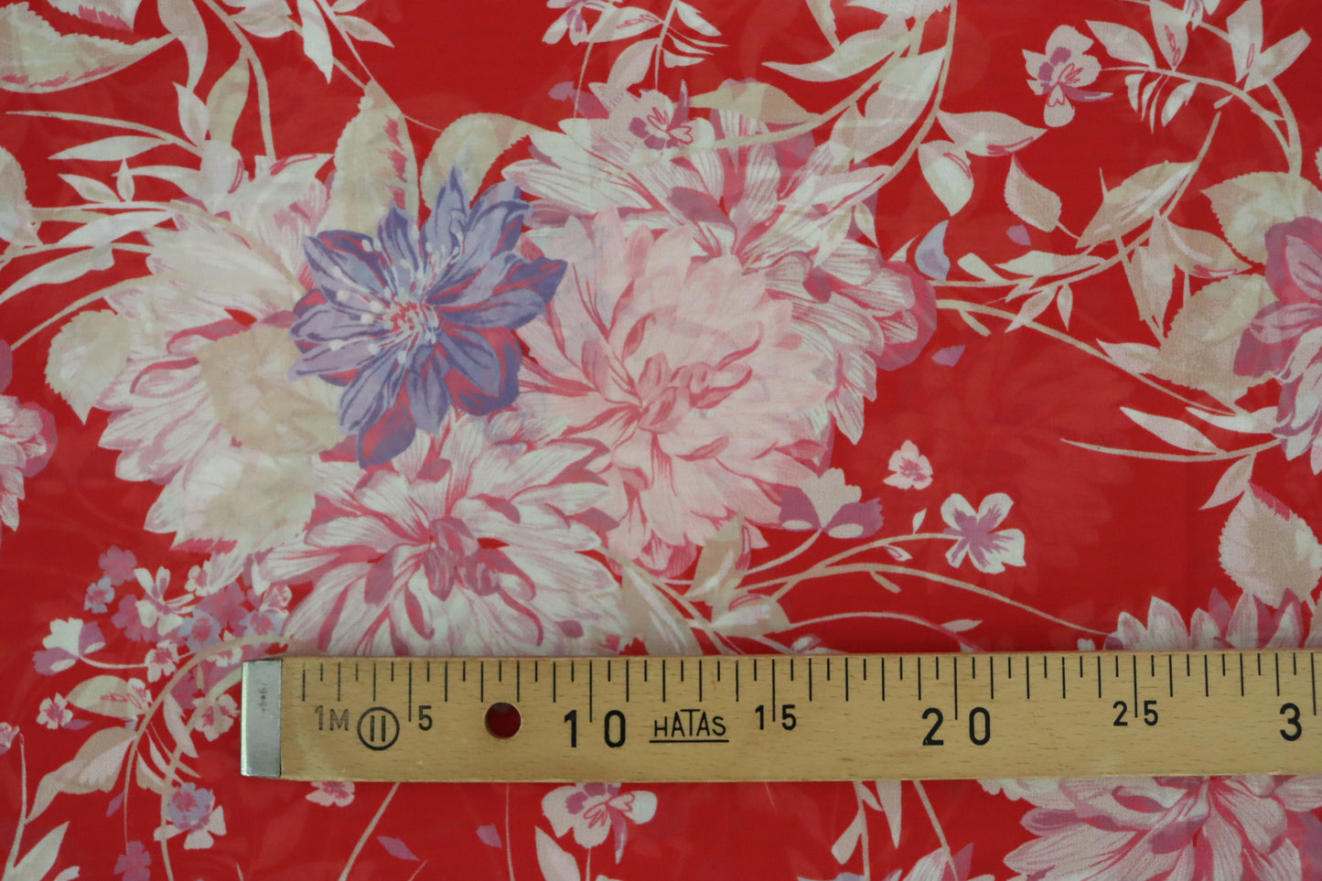 Tissu mousseline de polyester | Imprimé fleurs fond rouge