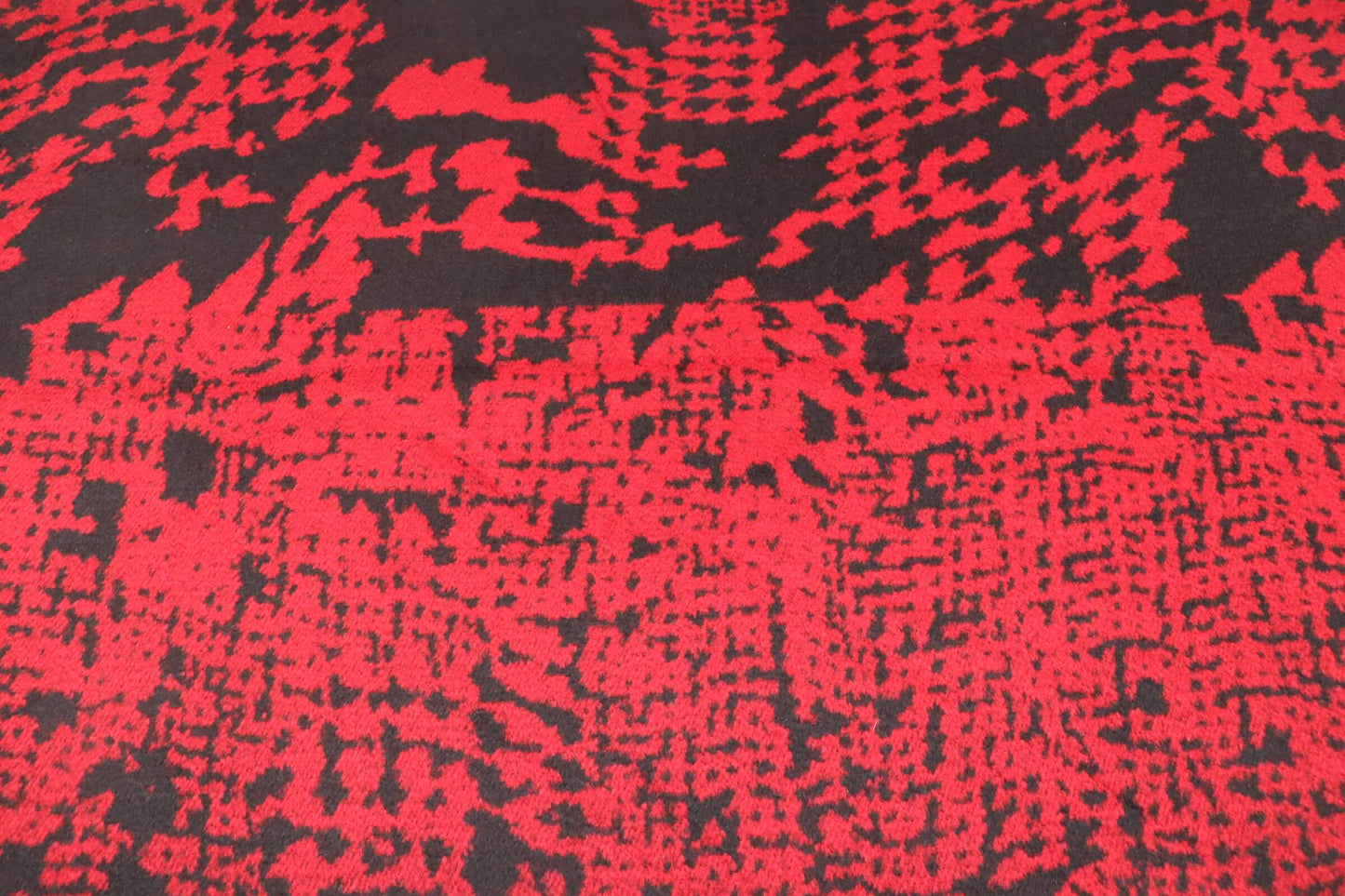 Tissu lainage | Imprimé graphique rouge et noir