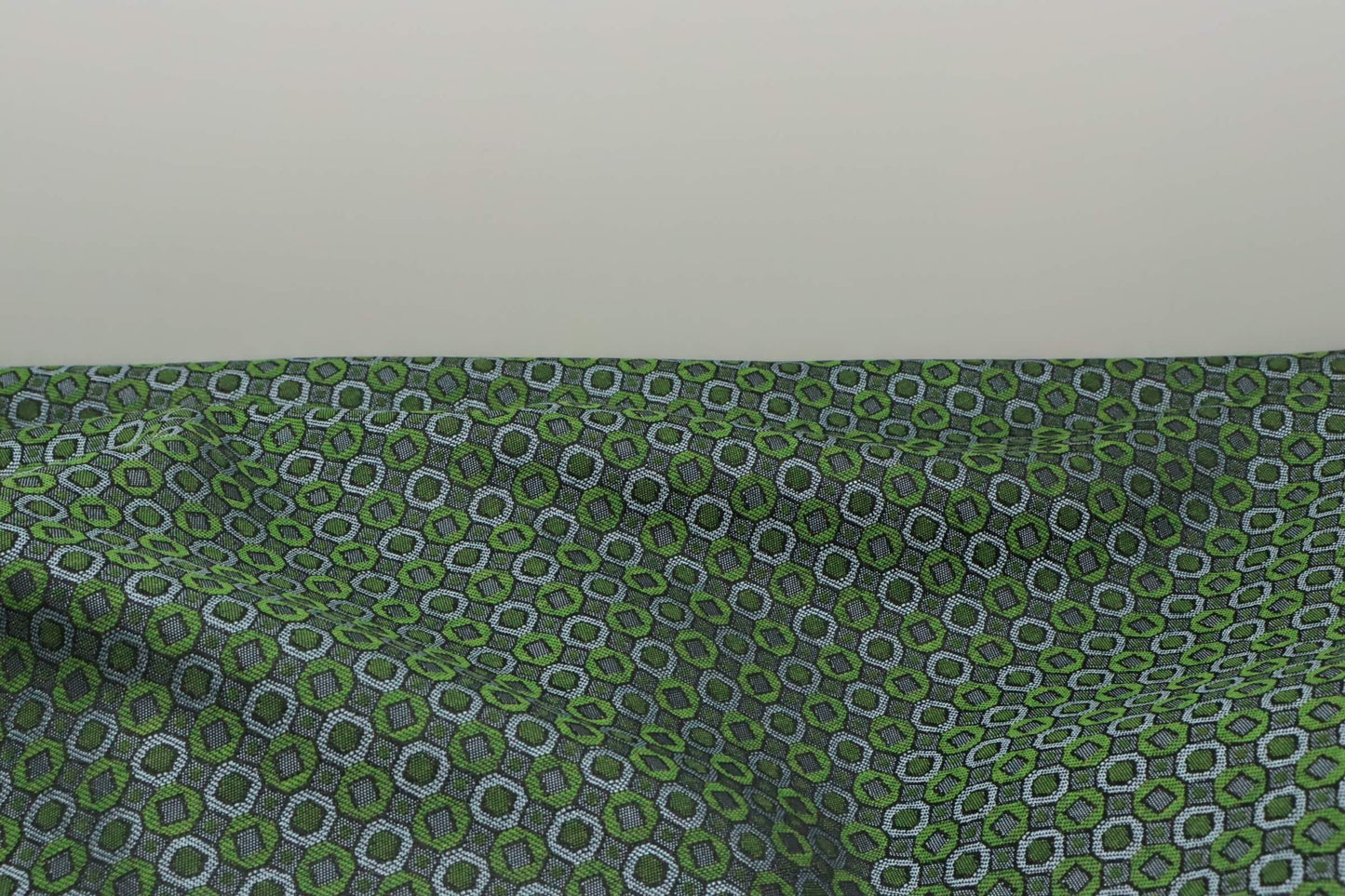 Tissu jacquard vert | Métal Végétal