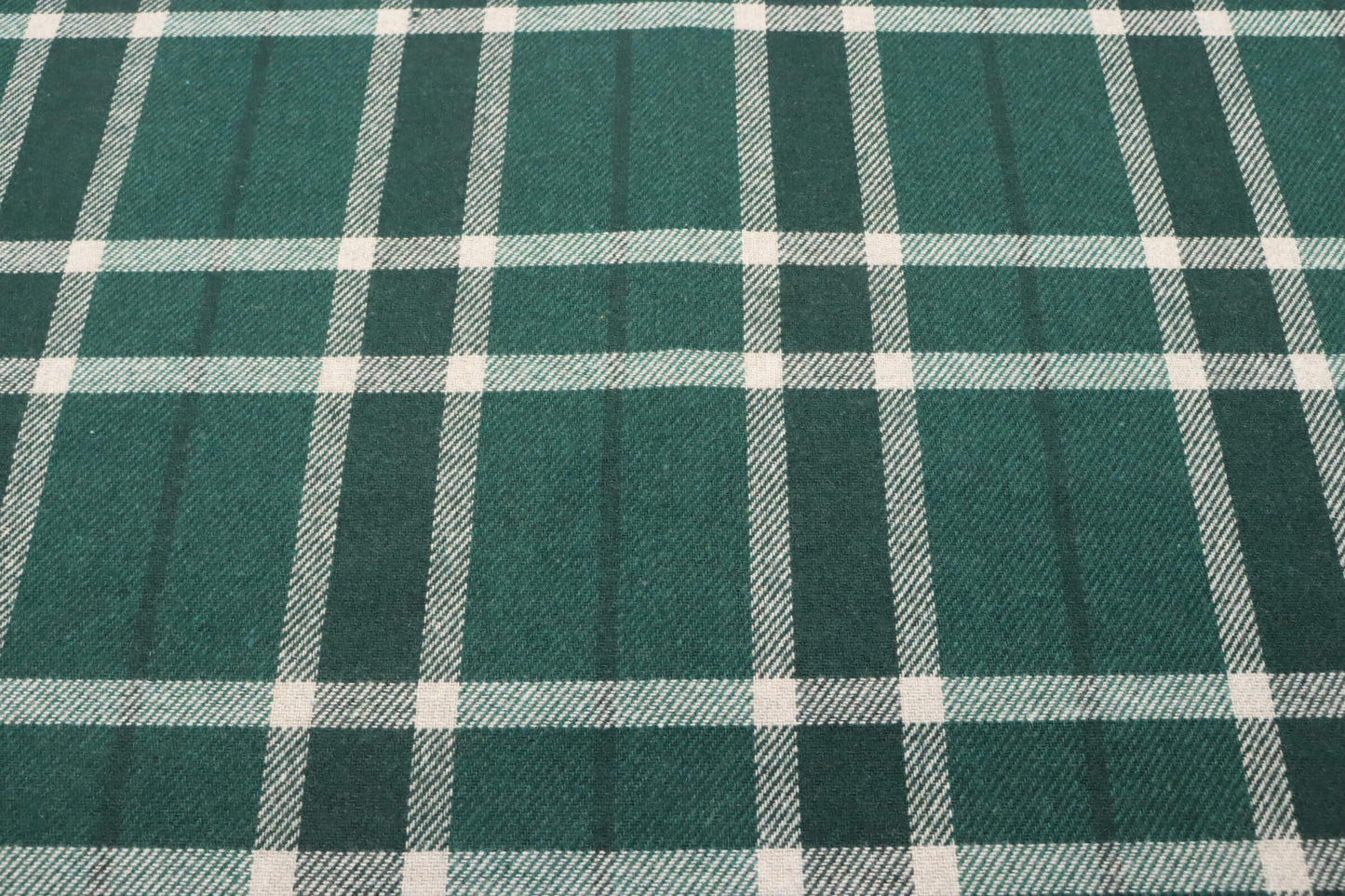 Tissu lainage tartan vert | Brume Verdoyante