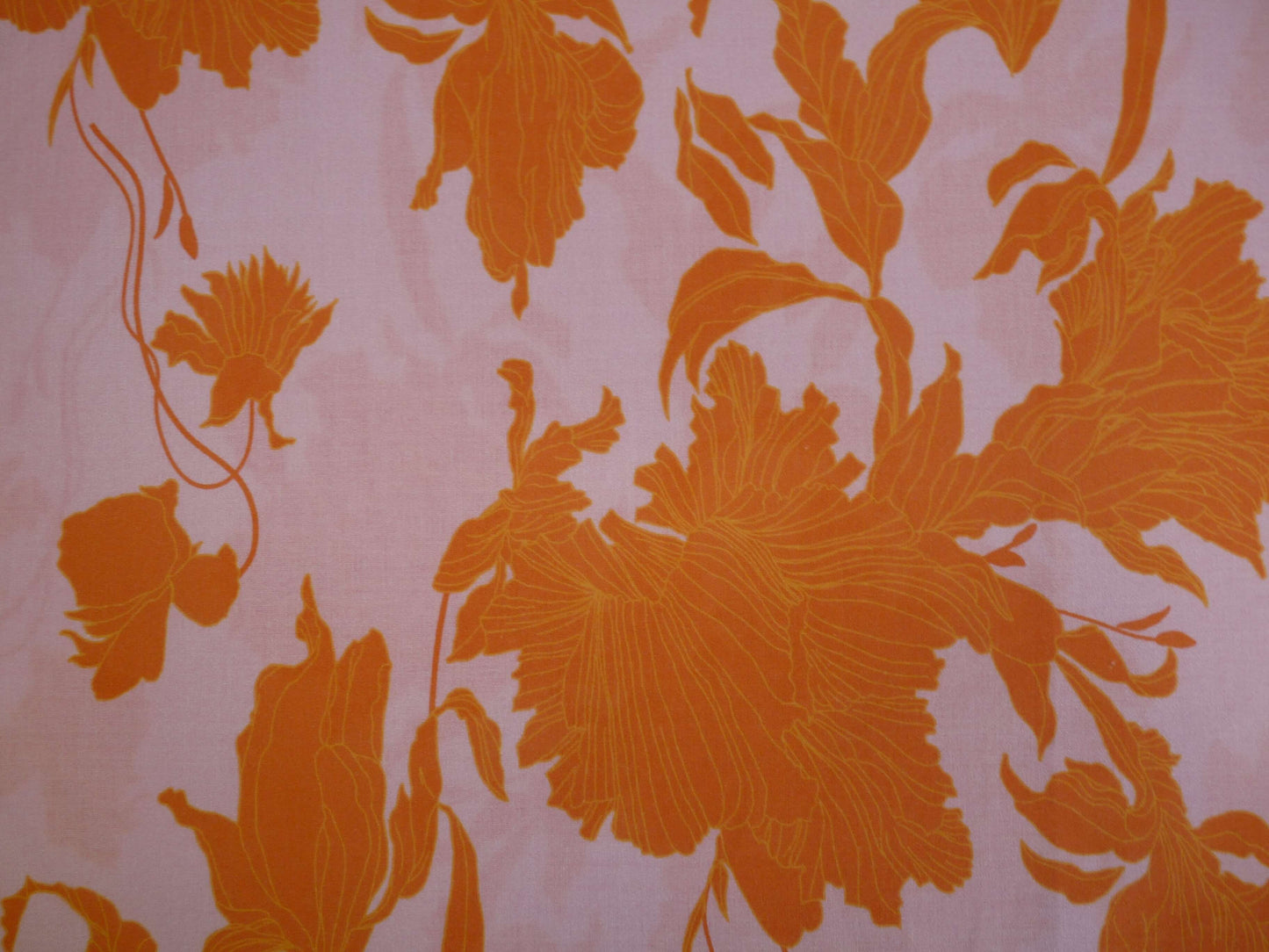 Tissu voile de coton | fond rose imprimé fleurs oranges