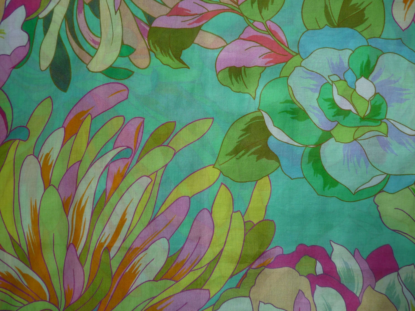 Tissu voile de coton | fond vert fleurs multicolores