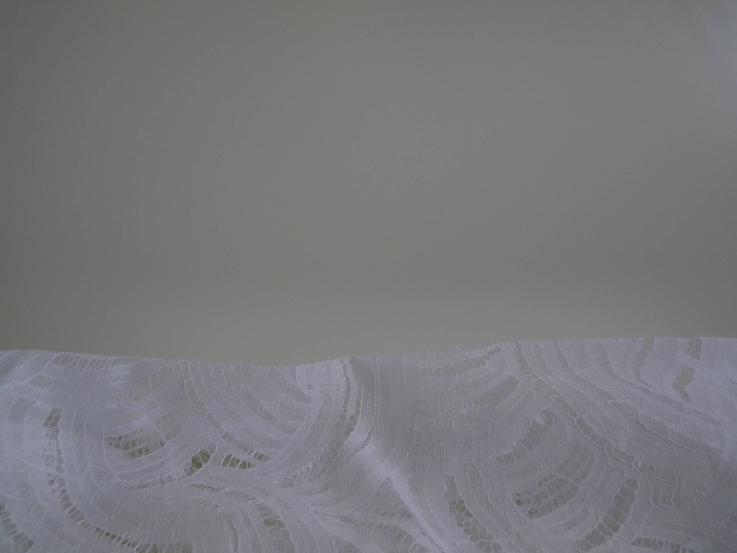 Tissu dentelle géométrique coton polyamide blanc