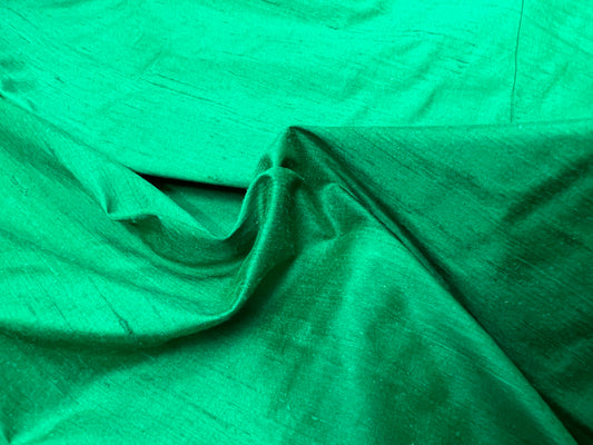 Tissu doupion de soie vert