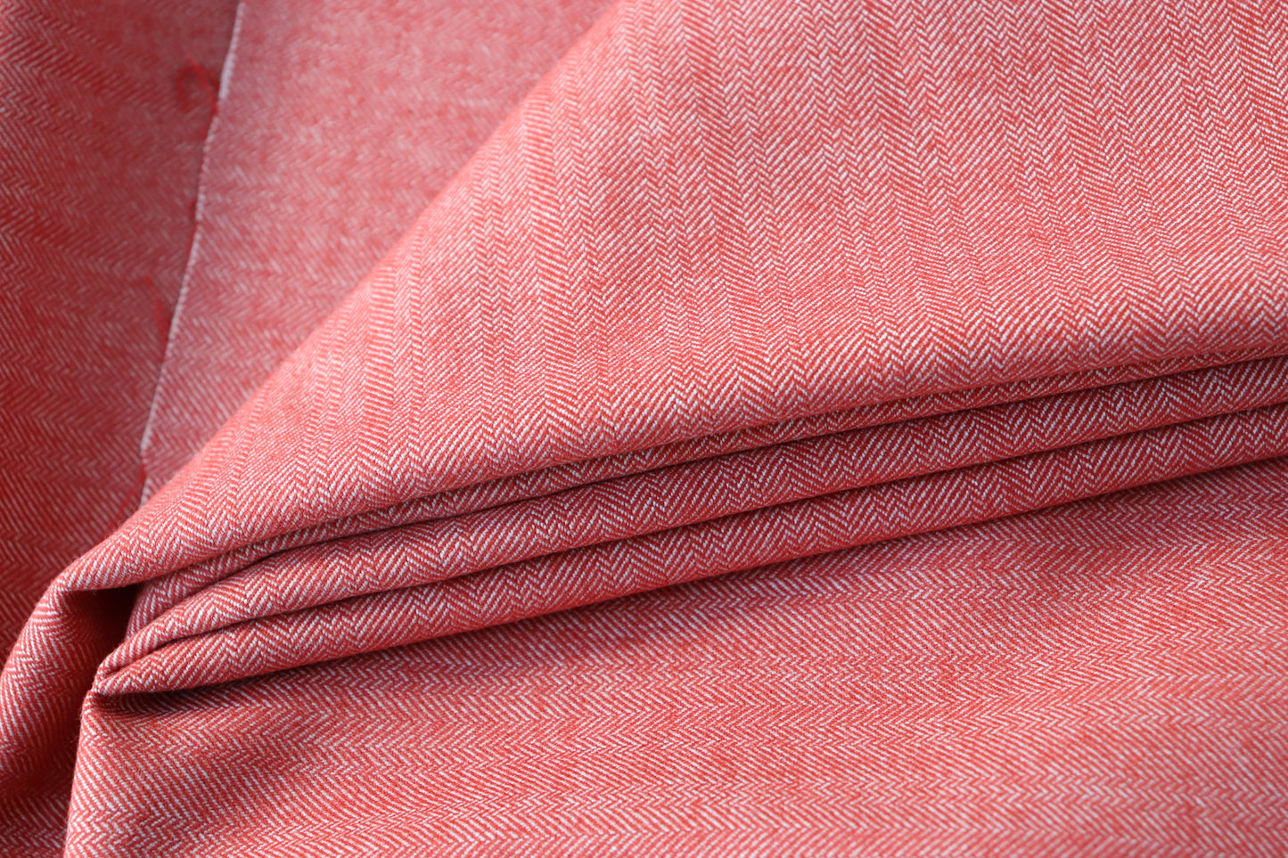 tissu lainage italien rouge