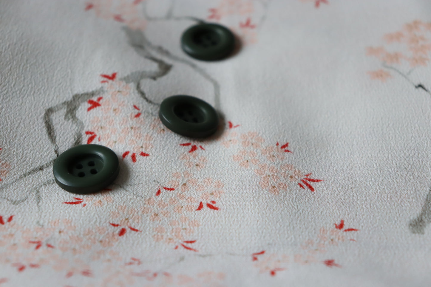 Tissu Crêpe de Viscose imprimé fleurs de cerisier | Saida