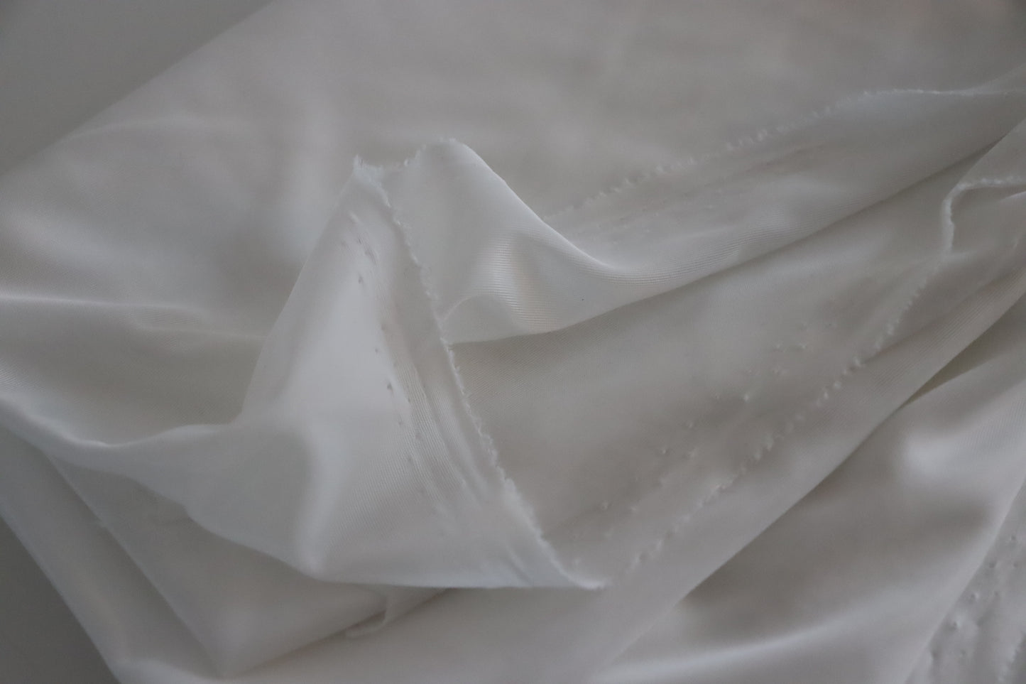 Tissu pour doublure en maille légère - Blanc cassé