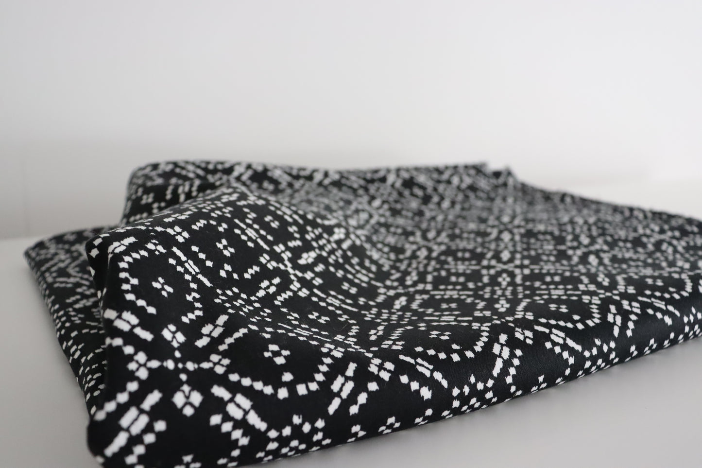 Tissu Coton imprimé design - coupe de 3 mètres | Odile
