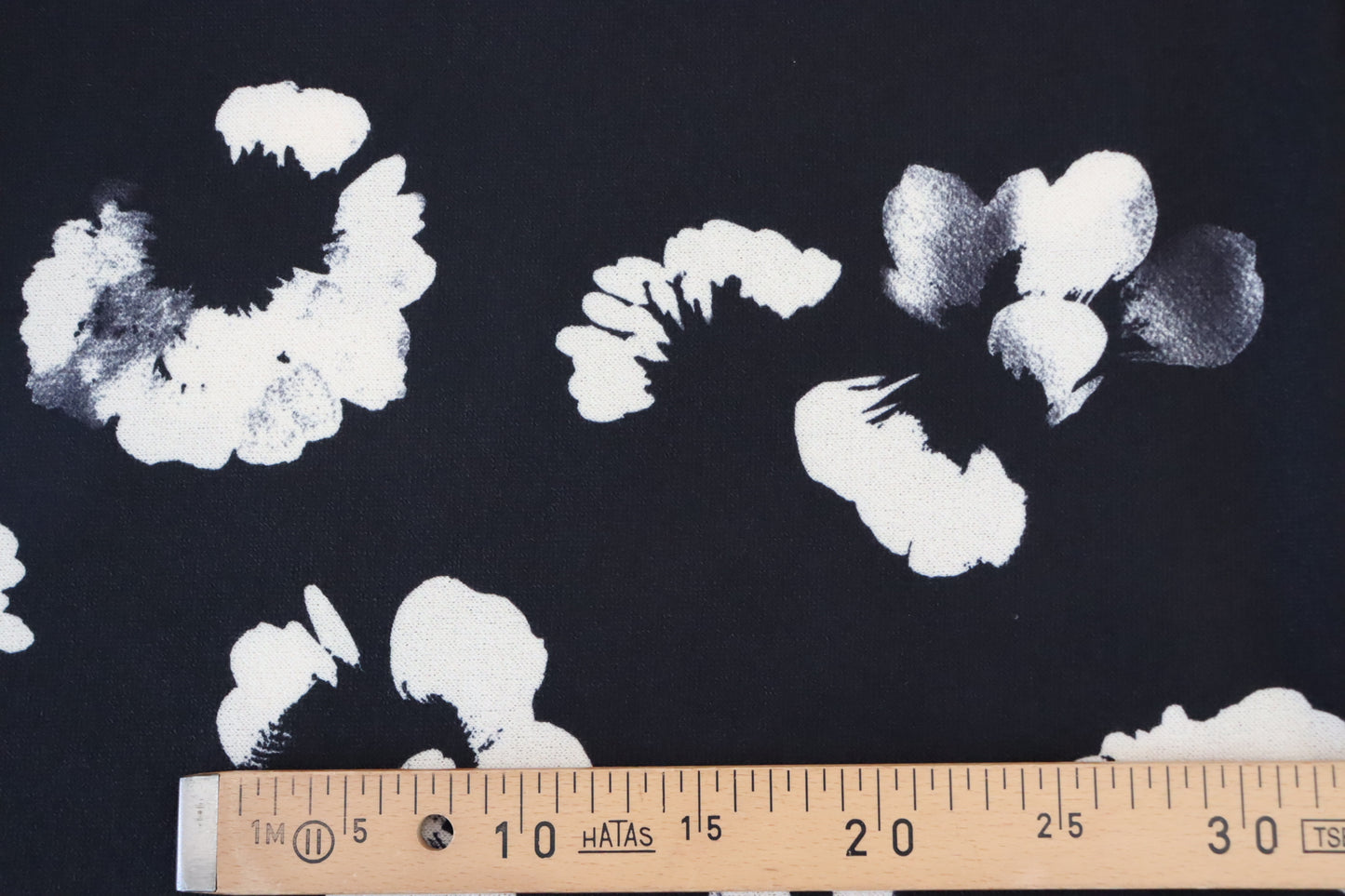 Tissu jersey | Imprimé grandes fleurs écrues